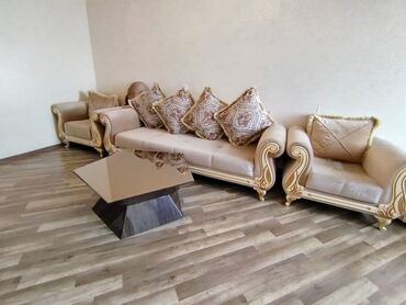 Divan və kreslo dəstləri: İşlənmiş, Divan, 2 kreslo, Bazasız, Açılmayan