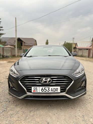 продажа машин срочно: Hyundai Sonata: 2018 г., 2 л, Автомат, Газ, Седан