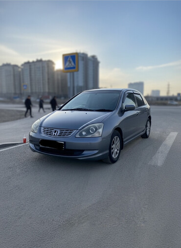 Honda: Honda Civic: 2005 г., 1.7 л, Вариатор, Бензиновая, Хэтчбэк — 3