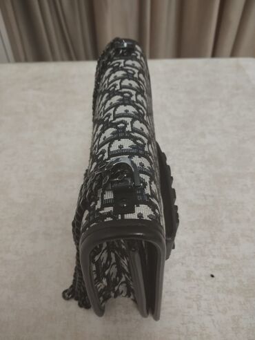 Çantalar: Çiyin çantası, Dior, İşlənmiş — 13