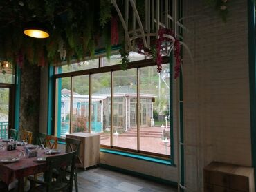 Plastik qapılar: HBŞB Siyirmeli Qapı ve Pencereler Plastik və Alüminium Qapı Pəncərə — 24