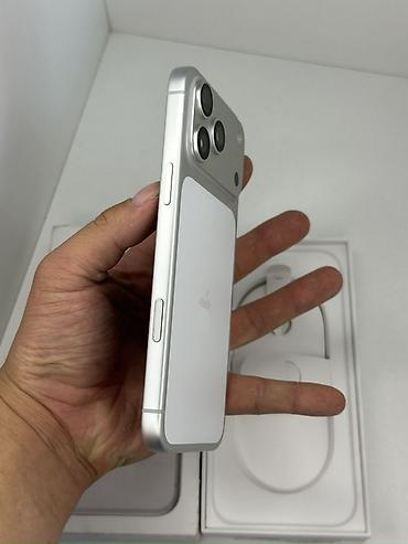 компьютеры hp (hewlett packard): IPhone 17 Pro Max, Б/у, 256 ГБ, Серебристый, Коробка, 100 % — 4