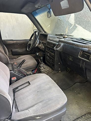 потрол: Nissan Patrol: 1993 г., 2.8 л, Механика, Дизель, Внедорожник — 10