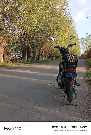 electro moto: Elektrik skuter/moped – qara rəng Xüsusiyyətlər: - Şəhər içi rahat — 1