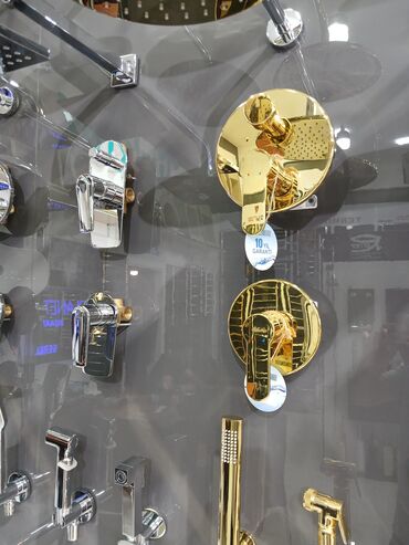 Duş üçün kranlar: Məhsul: Duş və hamam üçün divar daxili qarışdırıcı kranlar və duş -da lalafo.az — 1 Duş üçün kranlar: Məhsul: Duş və hamam üçün divar daxili qarışdırıcı kranlar və duş — 1