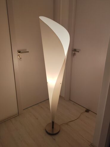 tepisi dimenzije: Podna lampa, bоја - Bela, Upotrebljenо