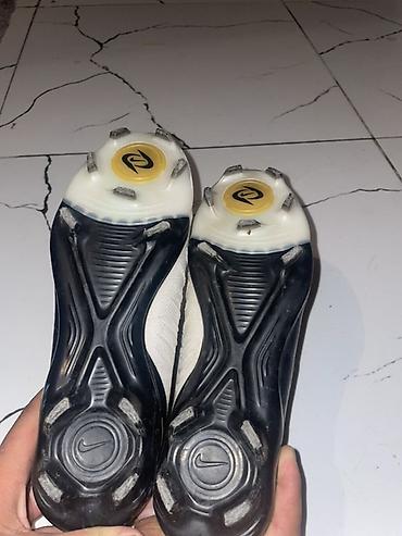 phantom бутсы: Футбольные бутсы Nike Phantom GT (Dynamic Fit) FG - Серия Phantom GT — 1
