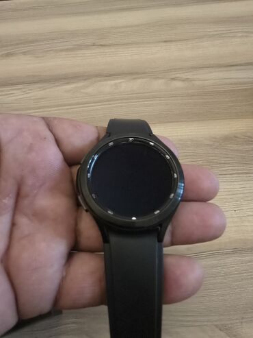 RAF: Qara rəngli ağıllı saat + maqnit USB şarj kabeli Xüsusiyyətlər: -