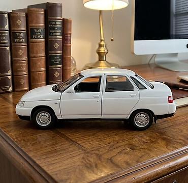 VAZ (LADA): LADA 110 die-cast model avtomobil - Korpus: metal (die-cast) + — 6