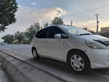Honda: Honda Fit: 2002 г., Хэтчбэк — 8