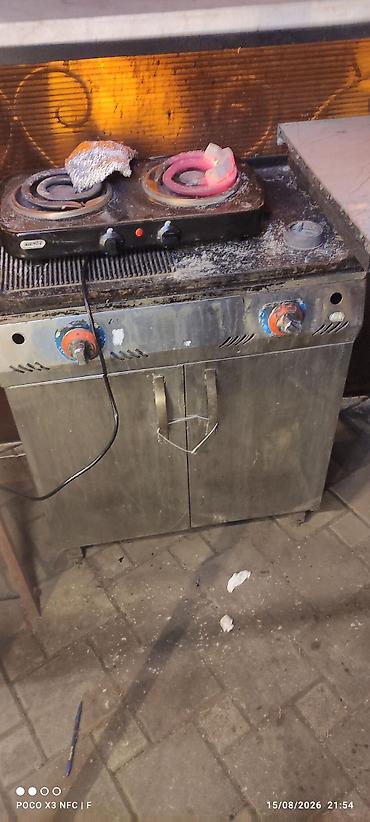pişik şəkilləri çəkmək: İki gözlü qaz plitəsi və alt hissəsində metal kabinet - Stolüstü qaz — 1