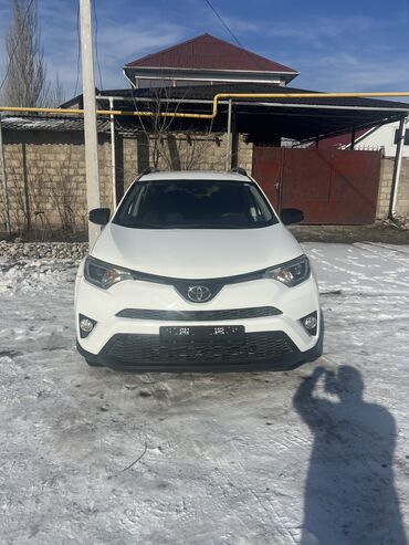 тайт: Toyota RAV4: 2018 г., 2.5 л, Автомат, Бензин, Кроссовер