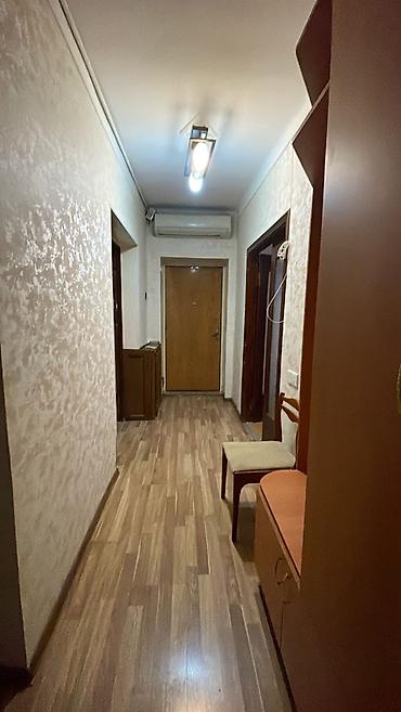 Аренда квартир: Salyanski kazarmanin qarşisinda tankla üz üzə yerləşən binada ücotaqli — 8