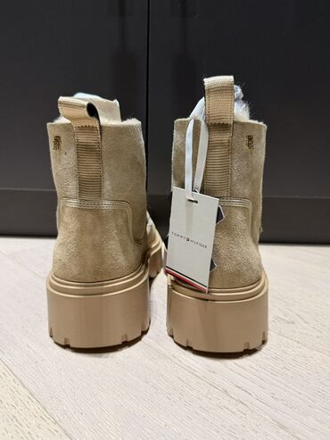 Uqqilər: Совершенно новые угги от tommy hilfiger Куплены с американского — 6