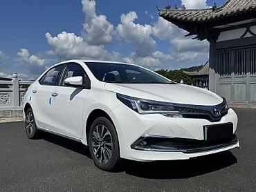 электромобиль дешевый: Toyota Corolla: 2021 г., 1.8 л, Автомат, Гибрид, Седан — 1