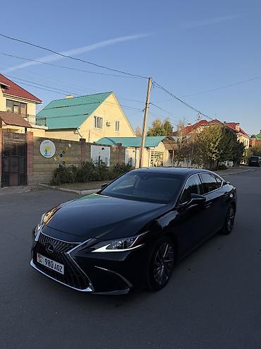 Lexus: Lexus ES: 2023 г., 2.5 л, Вариатор, Гибрид — 2