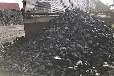 уголь бр: В связи с отъездом недорого продаю уголь, 1,5 тонны. Цена 8000 сом за — 2