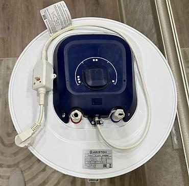 Бытовая техника: Водонагреватель накопительный Ariston BLU1 R ABS ( б/у, в хорошем — 3