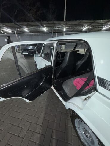 ВАЗ (ЛАДА): ВАЗ (ЛАДА) 2107: 2006 г., 1.6 л, Механика, Бензин, Седан — 7