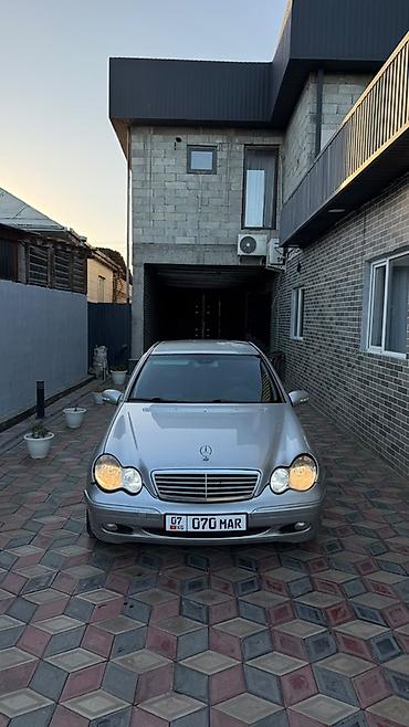аварыный машина: Mercedes-Benz C-Class: 2000 г., 3.2 л, Автомат, Бензин, Седан — 3