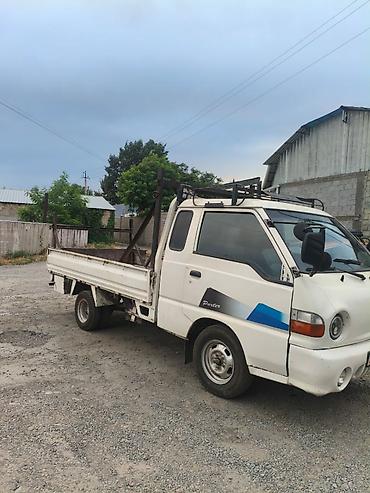 Транспорт: Hyundai Porter, бортовой малотоннажный грузовик. Основные — 2