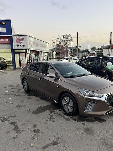 Hyundai: Hyundai Ioniq: 2019 г., 1.6 л, Автомат, Гибрид, Лифтбек — 4