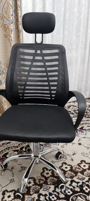 Кресла: Классическое кресло, Б/у