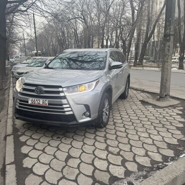 тайоьа камри: Toyota Highlander: 2019 г., 3.5 л, Автомат, Бензин, Внедорожник