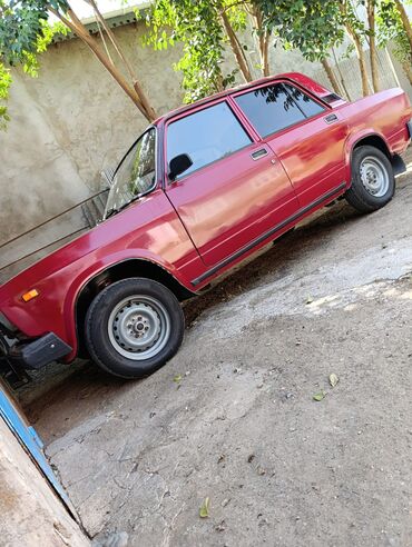 nolyedi maşın: VAZ (LADA) 2107: 1.6 l | 2007 il 2000 km Sedan