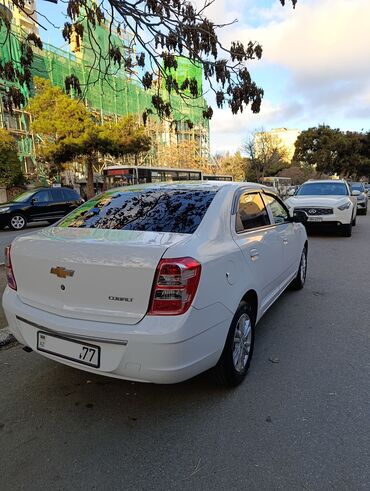 Chevrolet: Chevrolet Cobalt: 1.5 l | 22000 km Sedan — 8