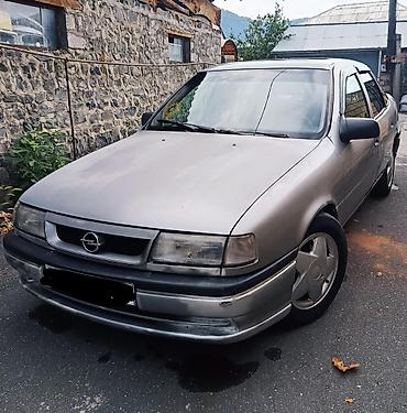avto satış saytları: Opel Vectra: 1.8 l | 1995 il 625414 km Sedan — 1
