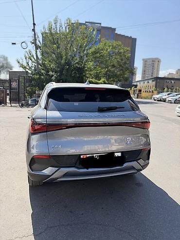 юан ап бивайди: BYD Yuan Plus: 2022 г., Электромобиль, Кроссовер — 4