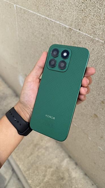 Мобильные телефоны и аксессуары: Honor X8b, 128 ГБ, цвет - Зеленый, Отпечаток пальца, Face ID — 1