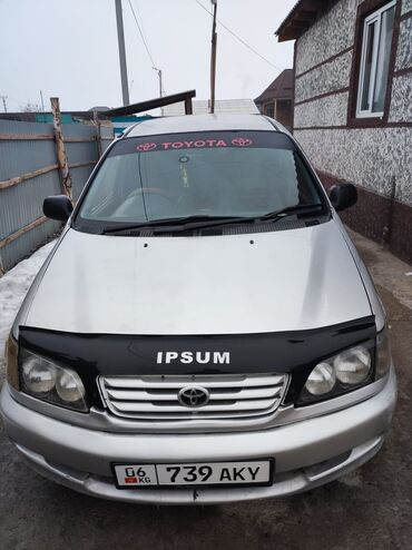 Toyota: Toyota Ipsum: 2002 г., 2 л, Автомат, Бензин