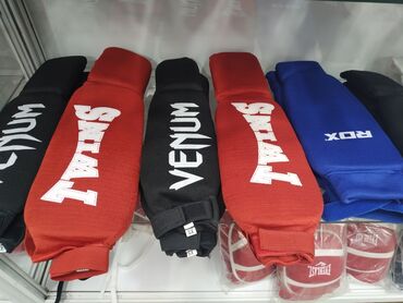 Спортивная форма: Футы,накладки для смешанных единоборств в спортивном магазине