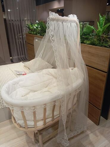 Oğlan və qız üçün, Yeni, Yumru, Beşik, Dəstsiz, Matras ilə, Yellənmə mexanizm ilə