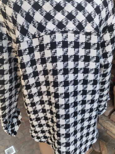 Sakoi: Amisu jakna vel L
Super ocuvana Pazuh po 65
Duzina 72 — 6