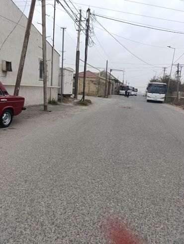 Həyət evləri və villaların satışı: Binəqədi qəs. 2 otaqlı, 60 kv. m, Yeni təmirli — 24