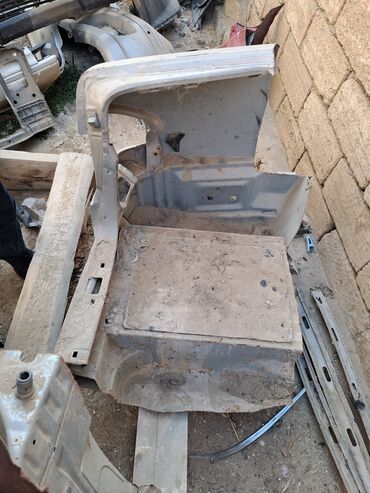 Digər kuzov detalları: Mercedes Benz 210 kuza arxa sol krlo. BMW Mpaket 5ci seriya arxa sağ -da lalafo.az — 4 Digər kuzov detalları: Mercedes Benz 210 kuza arxa sol krlo. BMW Mpaket 5ci seriya arxa sağ — 4