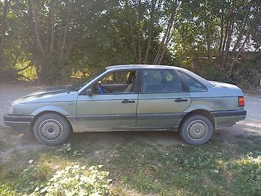Транспорт: Volkswagen Passat: 1989 г., Механика, Бензин, Седан — 4