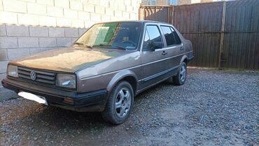 Volkswagen: Volkswagen Jetta: 1986 г., 1.6 л, Механика, Бензин, Седан