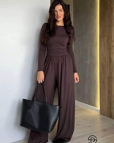 Dvodijelni ženski komplet – bluza s dugim rukavima + široke pantalone
