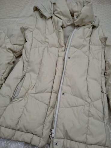 теплые зимние куртки: Пуховик, S (EU 36), M (EU 38), L (EU 40)