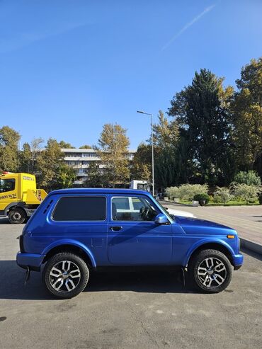 VAZ (LADA): VAZ (LADA) 4x4 Niva: 1.7 l | 2018 il 64400 km Ofrouder/SUV -da lalafo.az — 5 VAZ (LADA): VAZ (LADA) 4x4 Niva: 1.7 l | 2018 il 64400 km Ofrouder/SUV — 5
