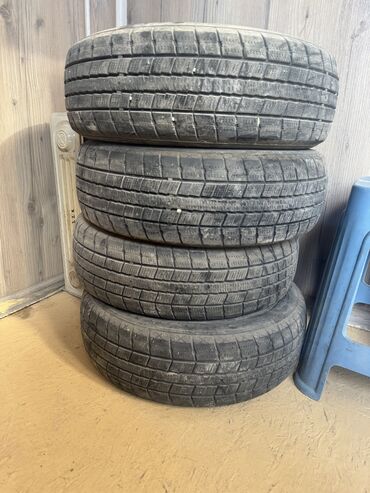 купить набор ключей force: Продаю зимний шину 185/70/14

Р14 г14
R14p14