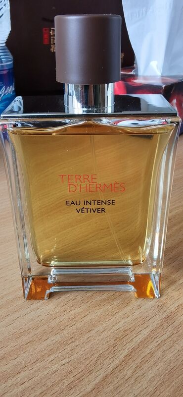 мужские б у: Продаю мужские духи terre hermes из серии Vetiver. Это Eau De parfum