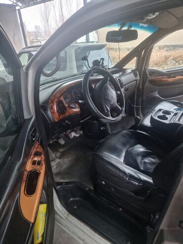 Huanghai: Huanghai : 2002 г., 2.5 л, Механика, Дизель, Минивэн — 4