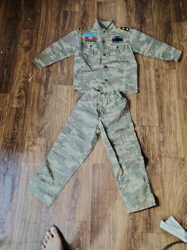 Комплекты одежды: Военная форма, 5 - 6 лет, Б/у