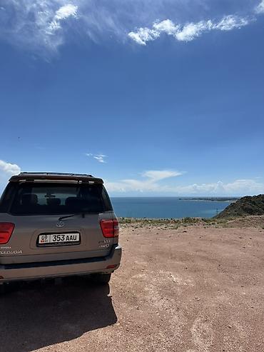 на грузовое авто: Toyota Sequoia: 2001 г., 4.7 л, Автомат, Бензин, Внедорожник — 6