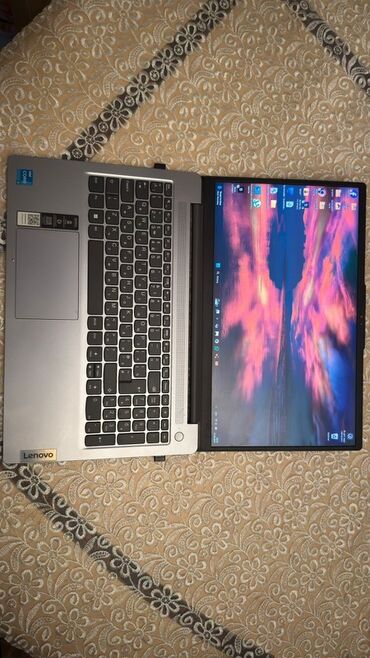 casper notebook: Lenovo IdeaPad Slim 5 noutbuk - Model: Lenovo IdeaPad Slim 5 (üst